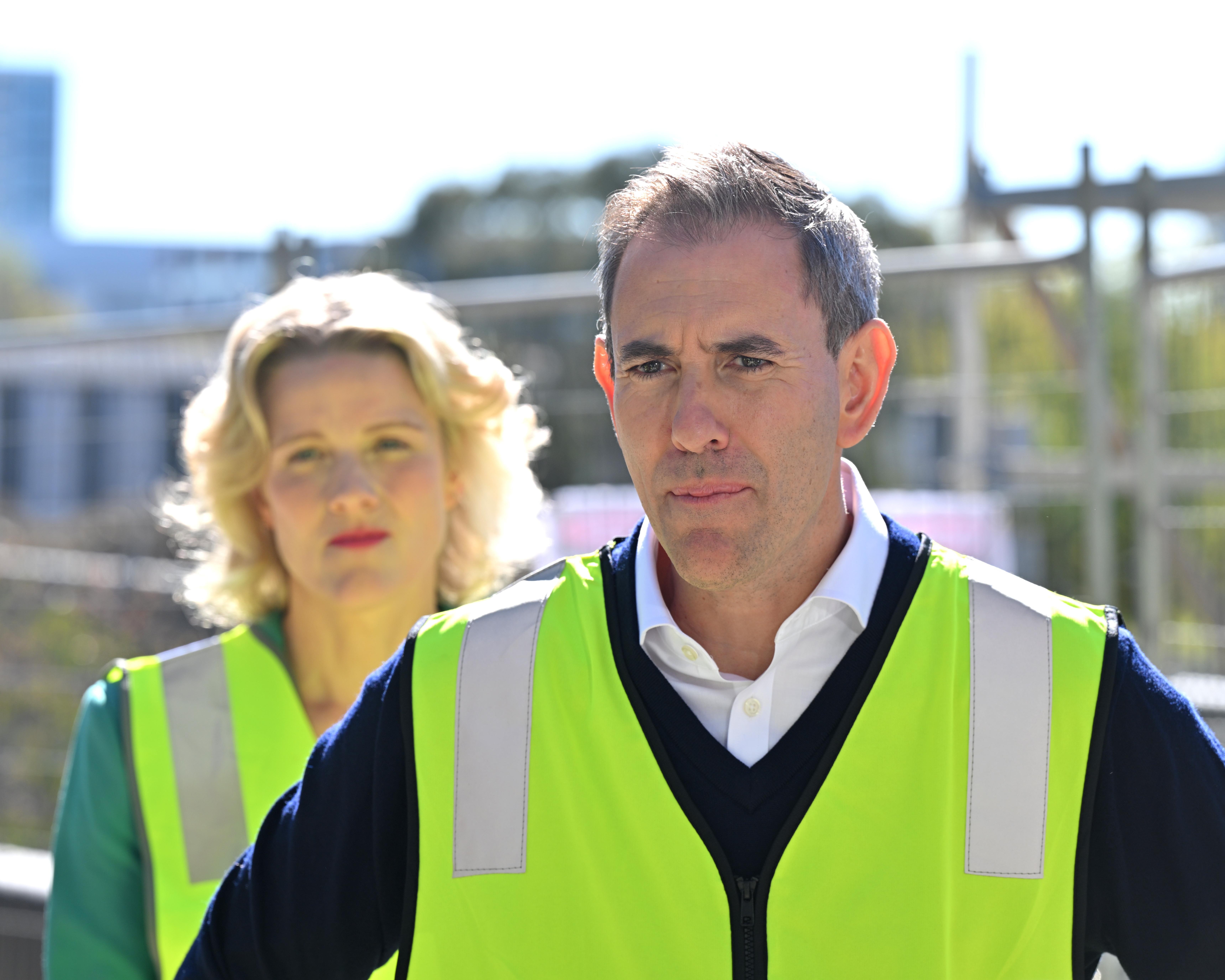 Australia politics live: budget funds to speed up environmental approvals; Coalition deals with Farrer loss