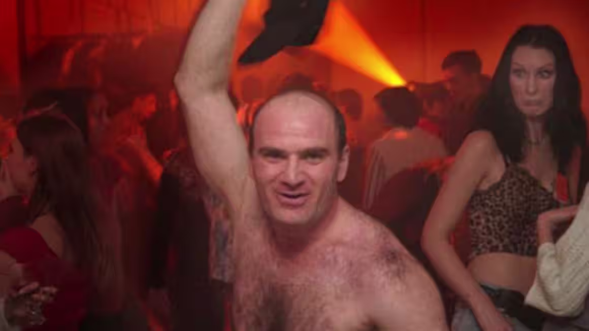 Forget the bond rout, fund managers are in party mode