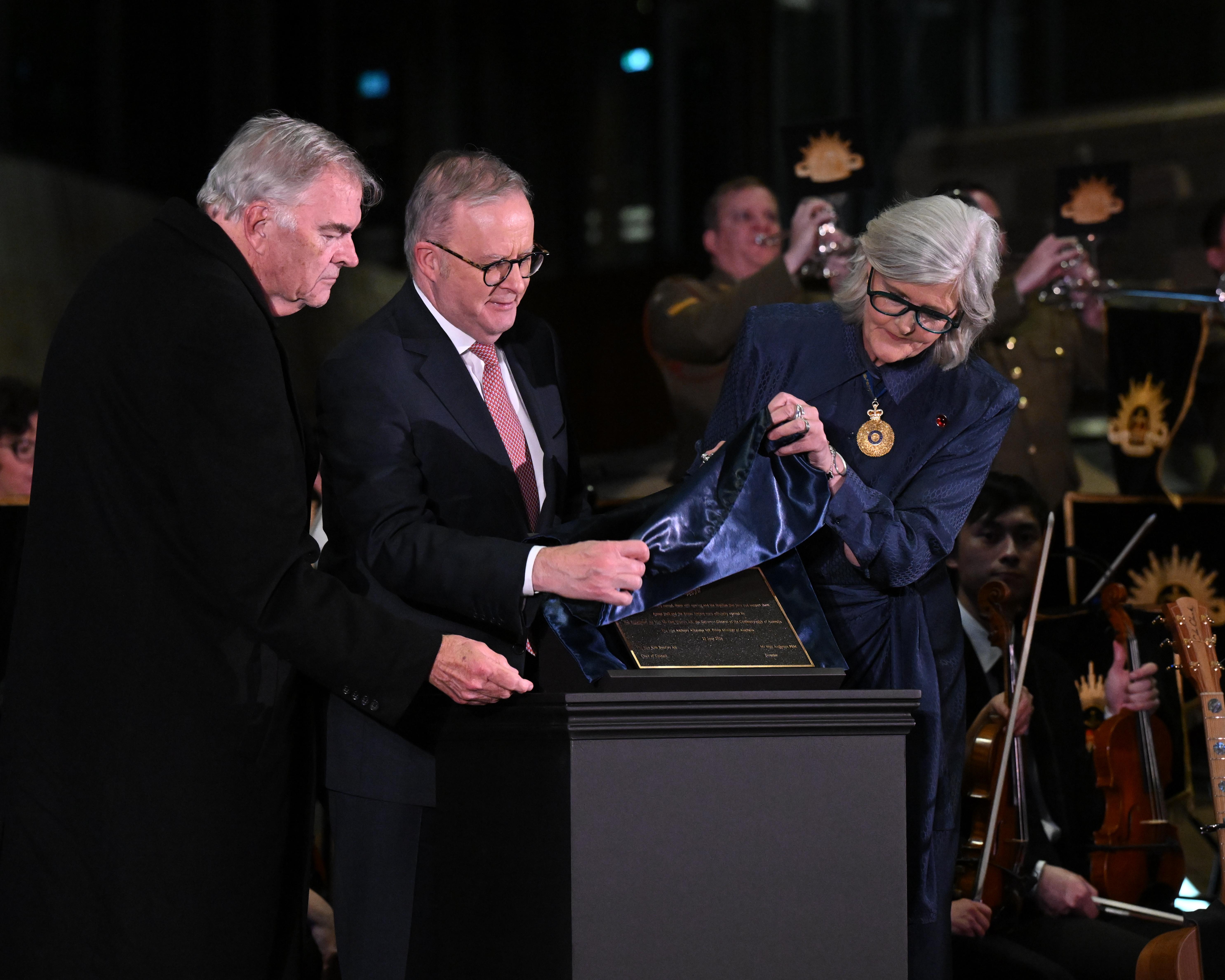 Australia politics live: ‘Keep the flame of memory burning’, PM tells opening of new Australian War Memorial gallery