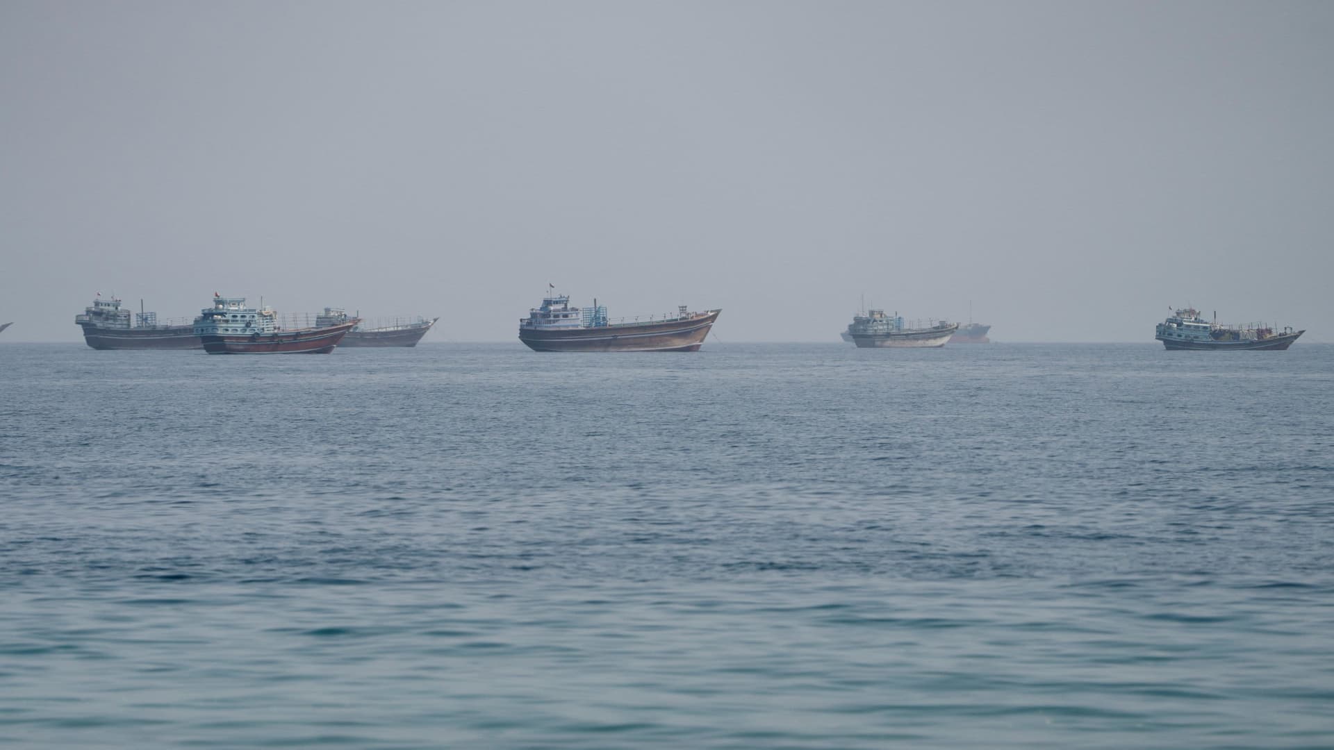 Iran and Oman discuss joint shipping route in Strait of Hormuz and mine clearing mission