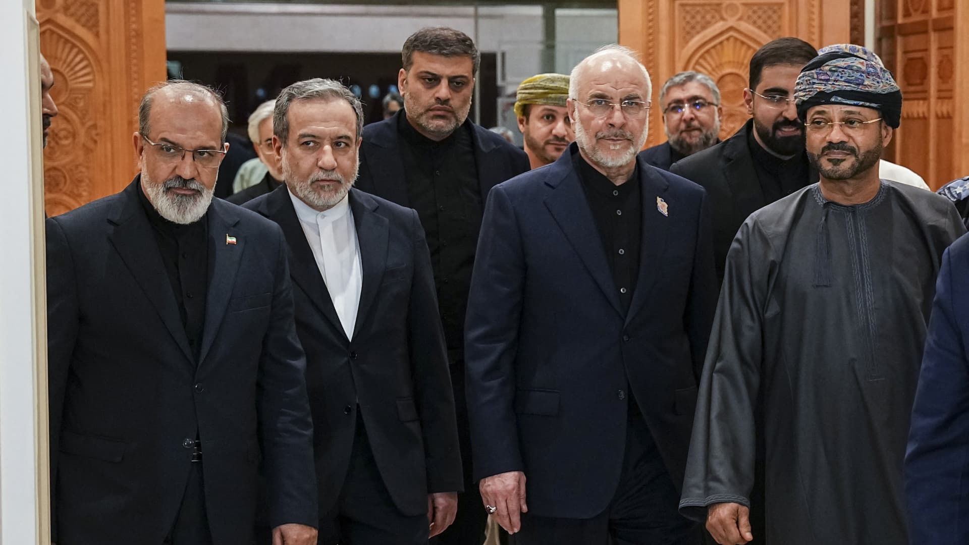 Iran says the U.S. is standing in the way of Hormuz deal amid talks with Oman 