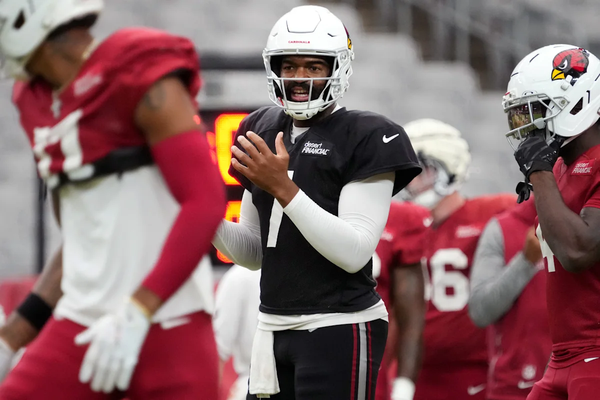 Jacoby Brissett knows his value as a Cardinals' team veteran