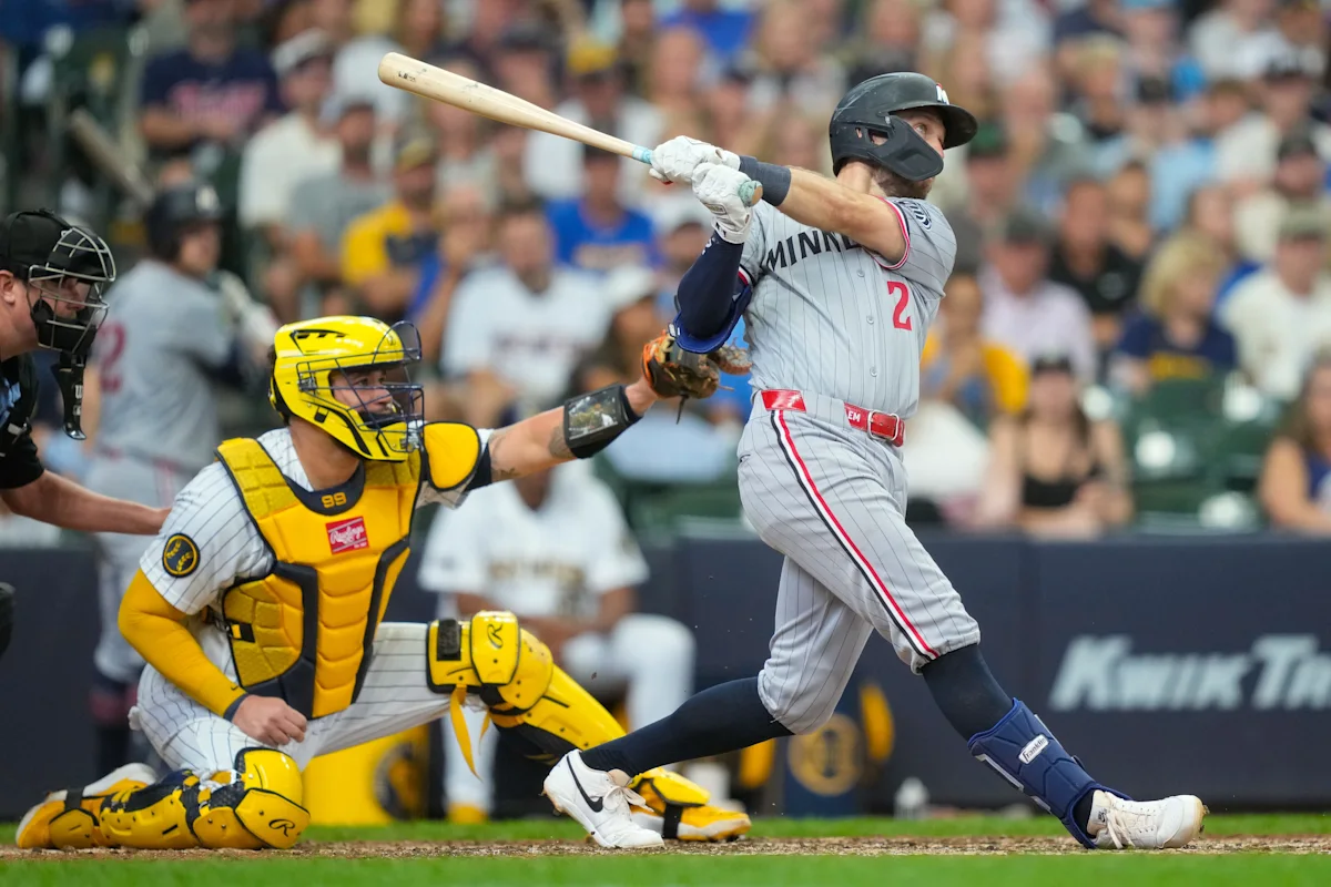 Jake Bauers' hitting and Luis Lara's fielding prove pivotal as Brewers beat Twins 4-3 in 10 innings