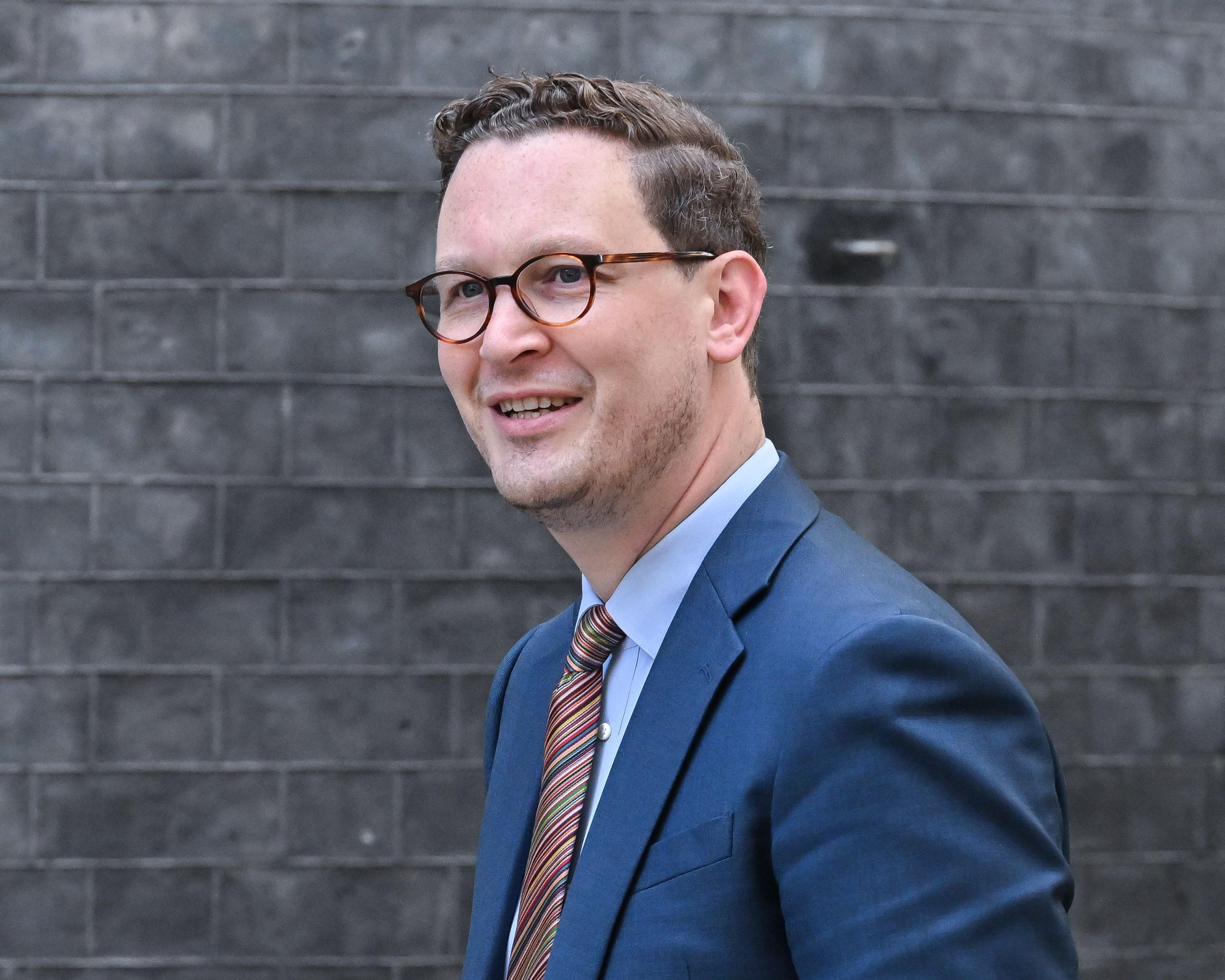 Darren Jones says bond markets should be ‘content’ with Burnham’s economic plans – UK politics live