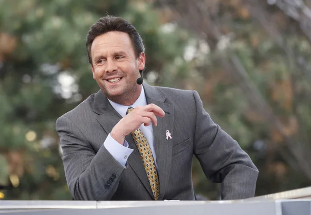 Karl Ravech gives honest take on ‘surreal’ response to ESPN layoff