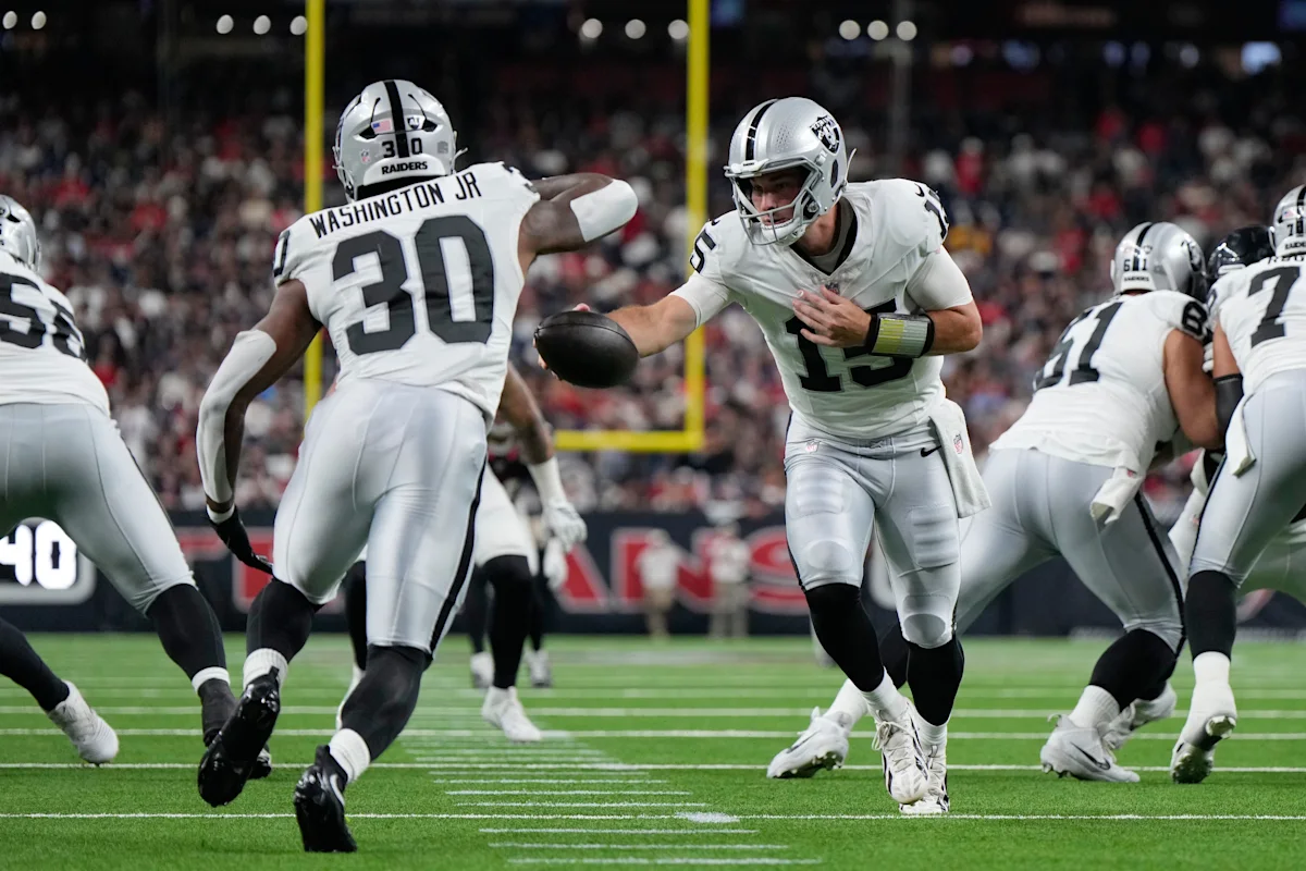 Kubiak: Raiders will decide when to start Mendoza based on his play and not the offense as a whole