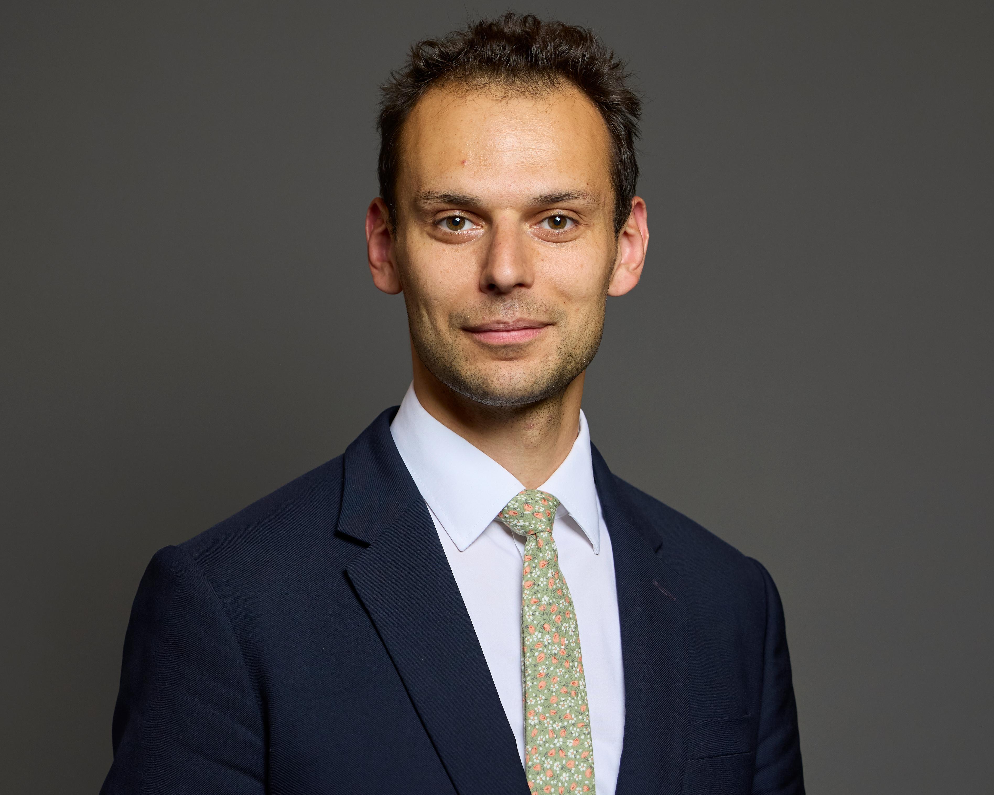 Who is Josh Simons, the Labour MP who quit for Andy Burnham?