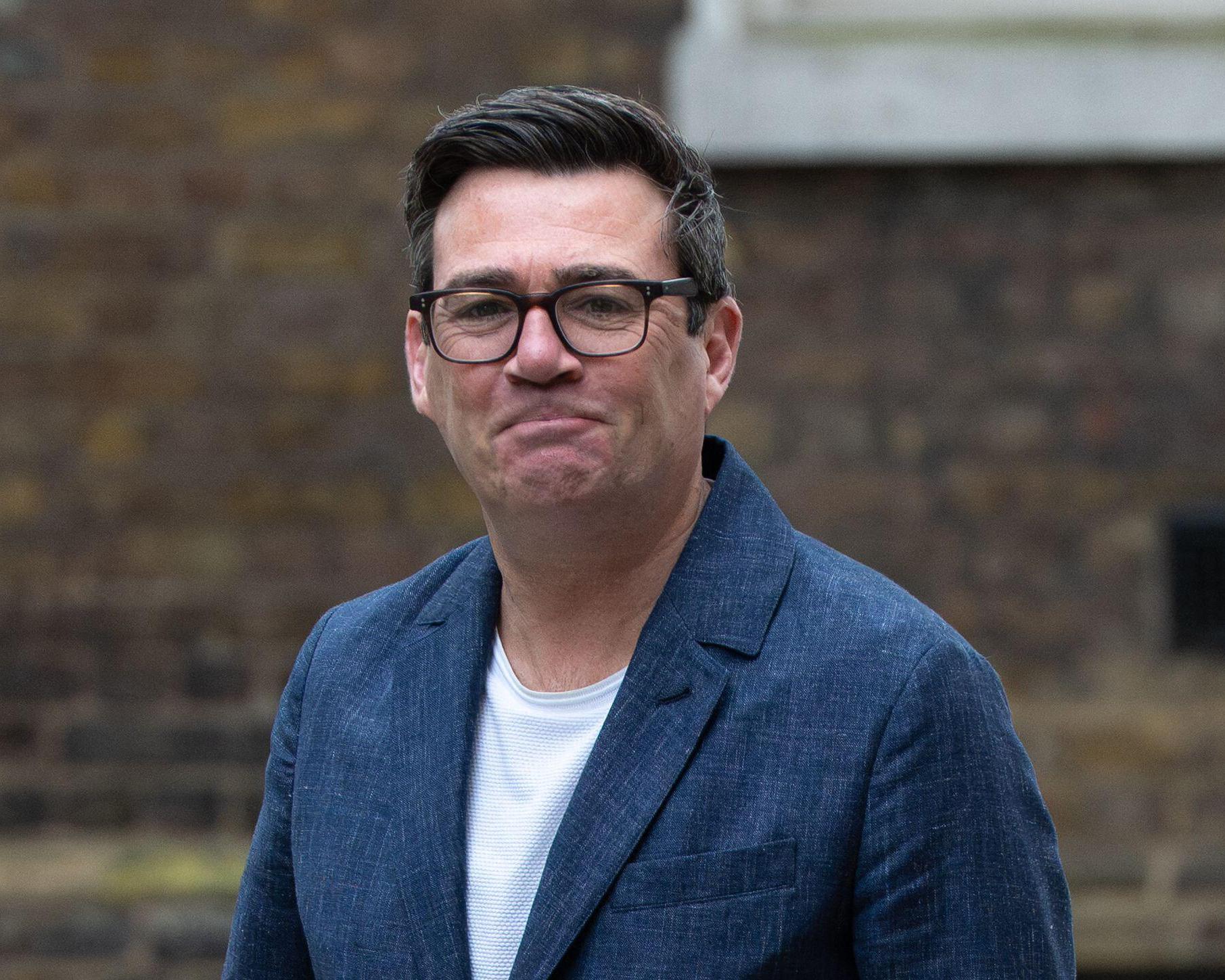 Labour’s NEC approves Burnham’s byelection pathway back to parliament
