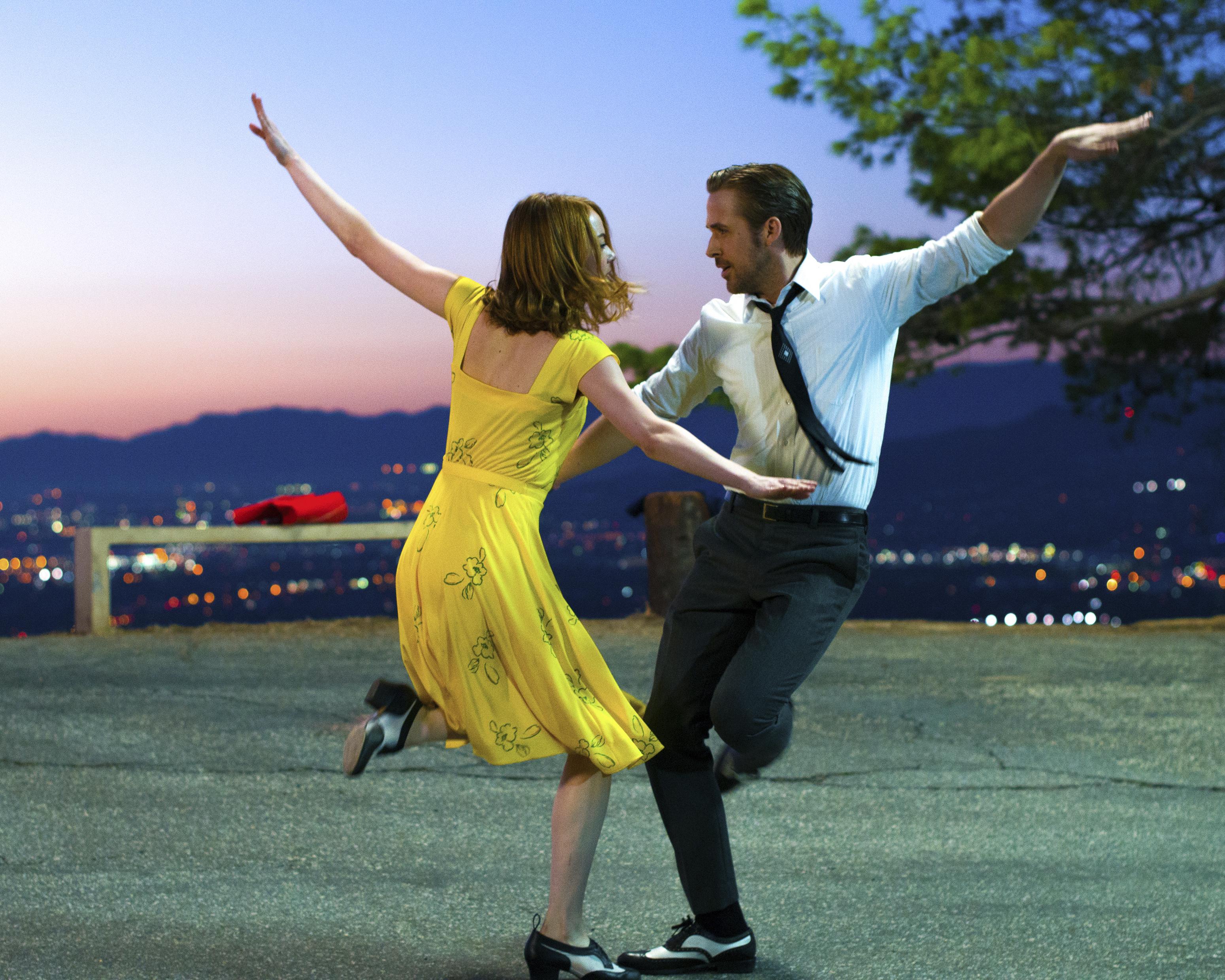 What happened to Ryan Gosling’s ‘La La Hand’ on the La La Land poster?