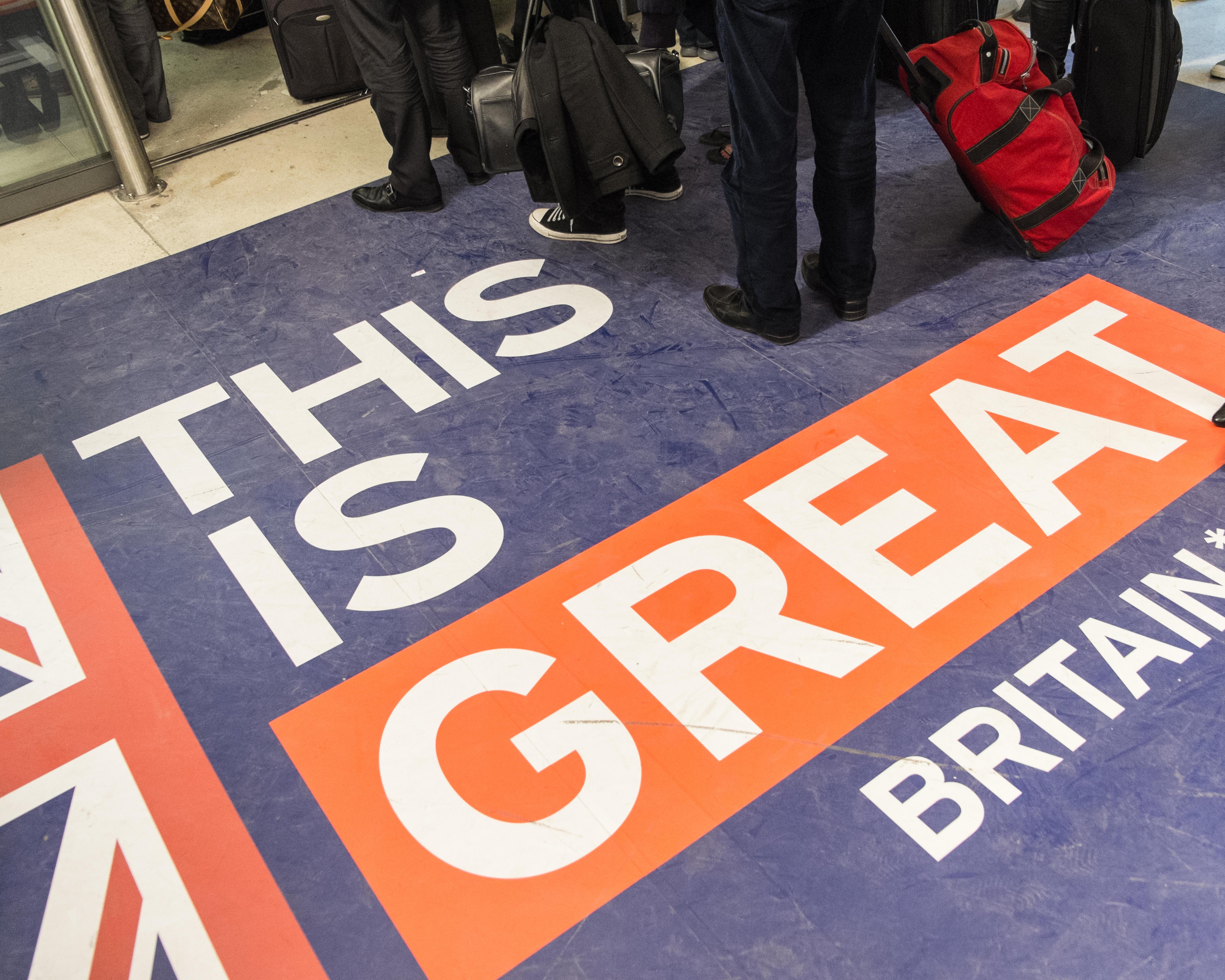 UK’s higher-earning immigrants may be driven out by tougher rules, report suggests