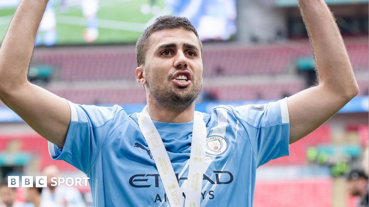 Man City reject Barcelona's £38.5m bid for Rodri