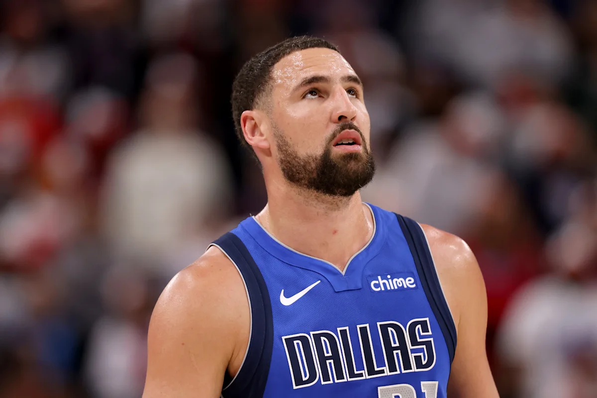 Mavericks buyout Klay Thompson's contract, making him a free agent