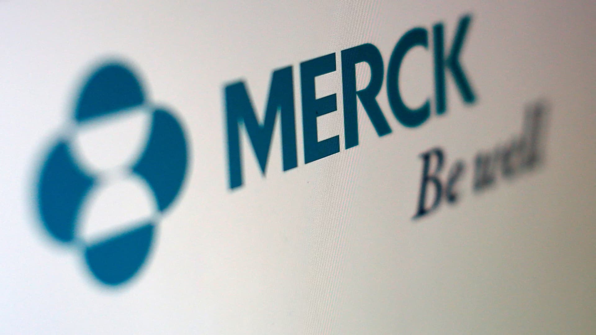 Moderna, Merck cancer vaccine shows promise in late-stage trial; Moderna stock soars 50%