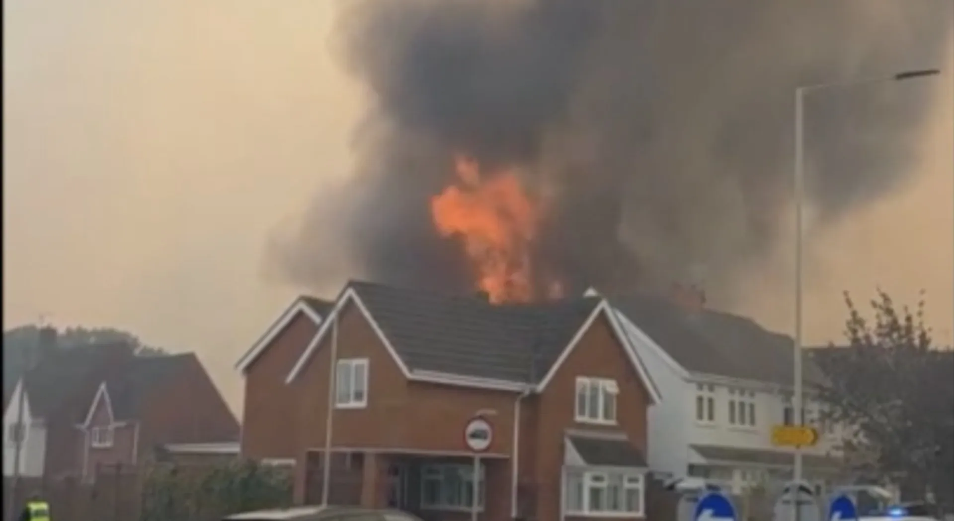 Multiple houses ablaze as wildfire sweeps into UK town
