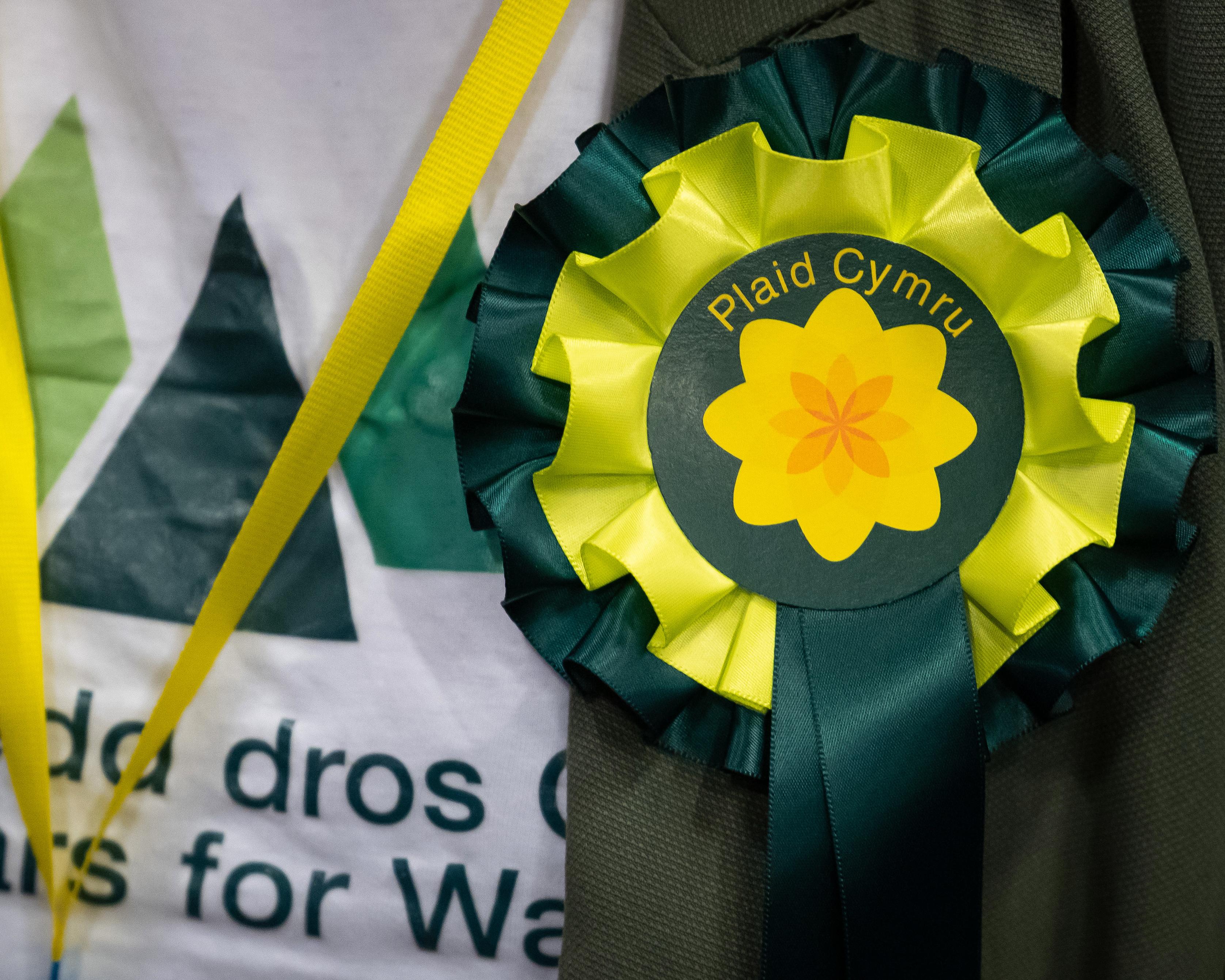 Plaid Cymru biggest party in Senedd, ending 100 years of Labour control