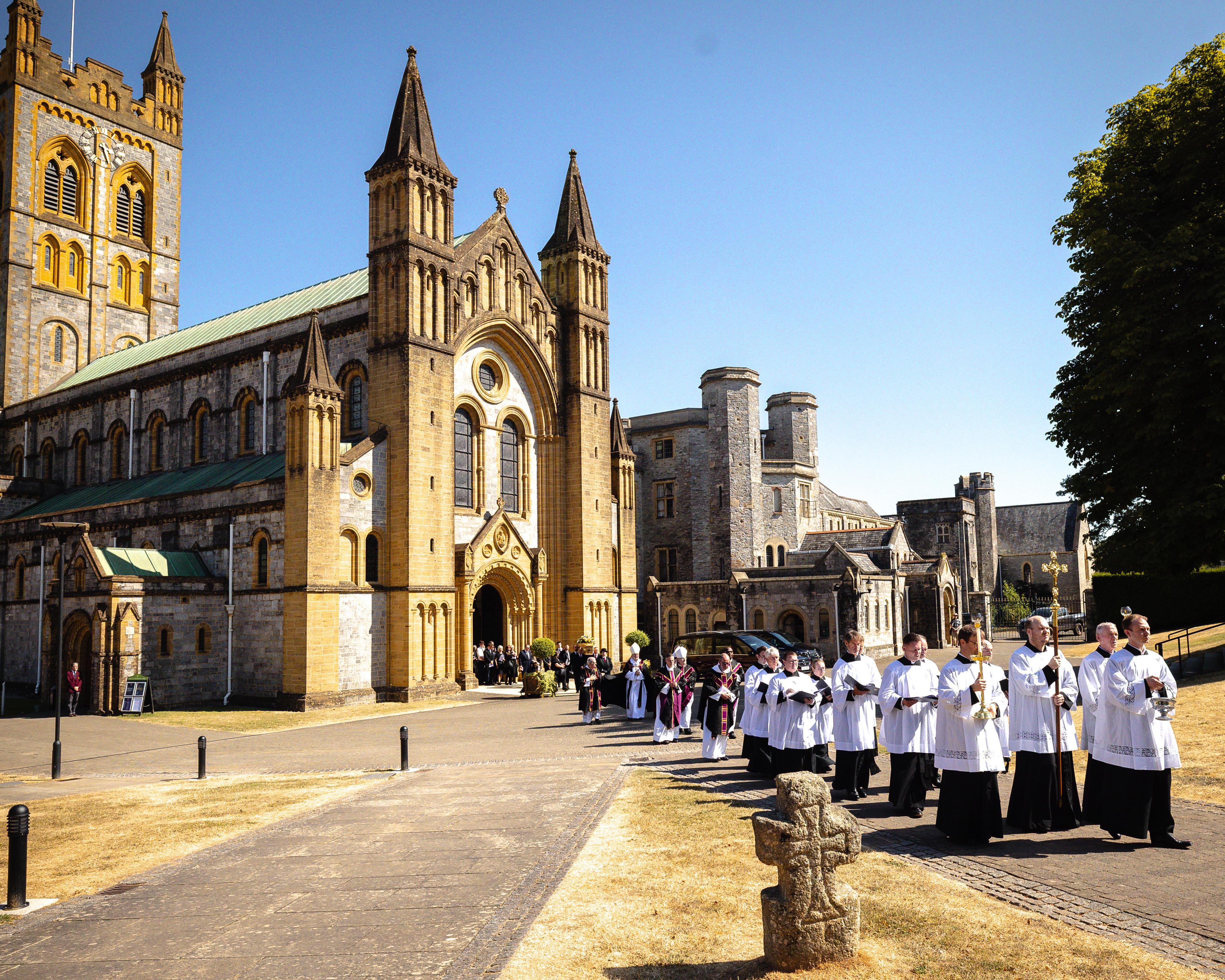 Politicians among mourners at funeral service for Ann Widdecombe