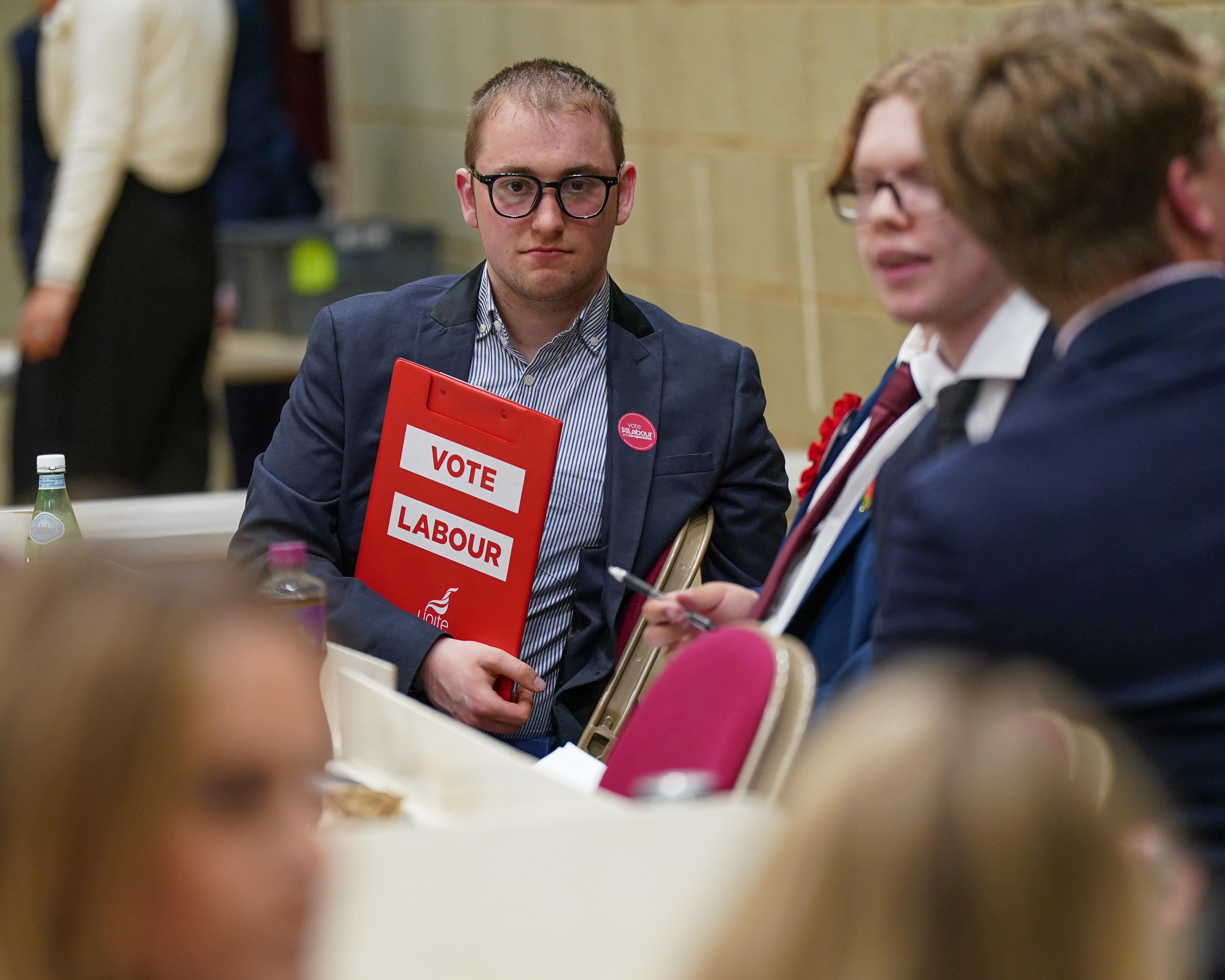 Labour losses pile up in England local elections as Reform UK makes gains