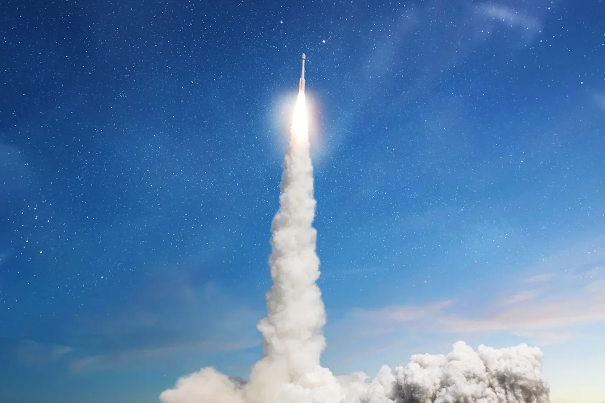 Rocket Lab Reports Monday Night. Wall Street Wants $232 Million and 60% Growth.