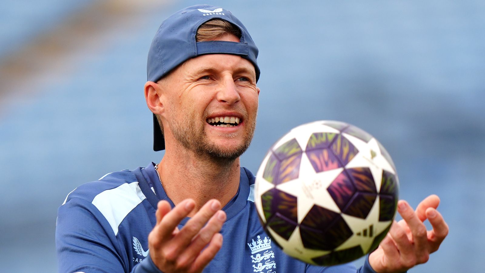 Root returns as captain as England take on Pakistan at Headingley LIVE!