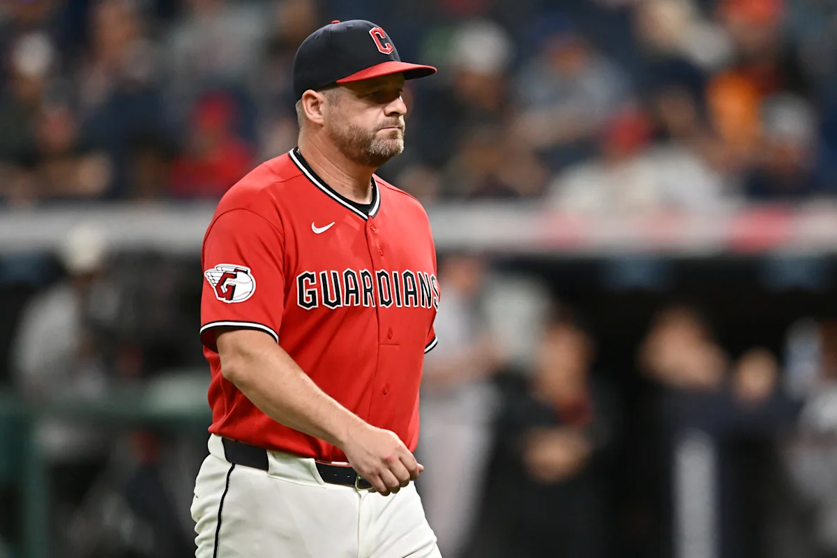 Stephen Vogt to wear custom shoes for MLB Players' Weekend for charity