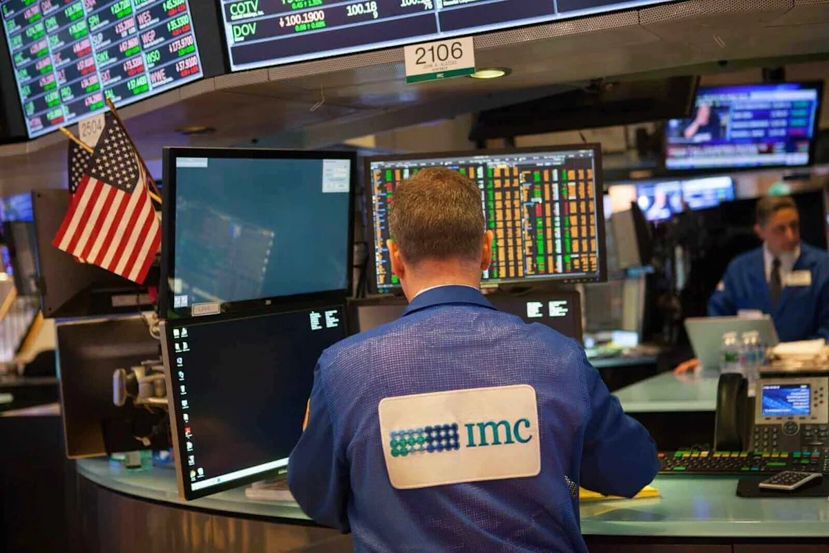 Stock Index Futures Gain as Oil Retreats on U.S.-Iran Deal Hopes