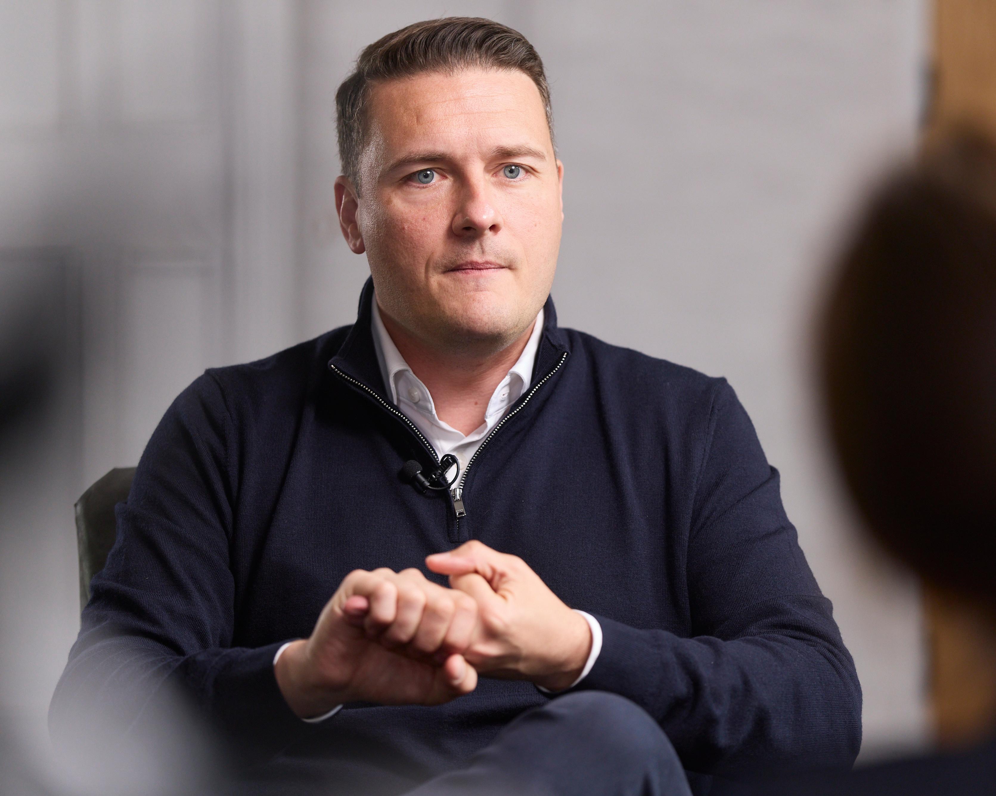 Wes Streeting says Starmer ‘behind the curve’ on under-16s social media ban – UK politics live