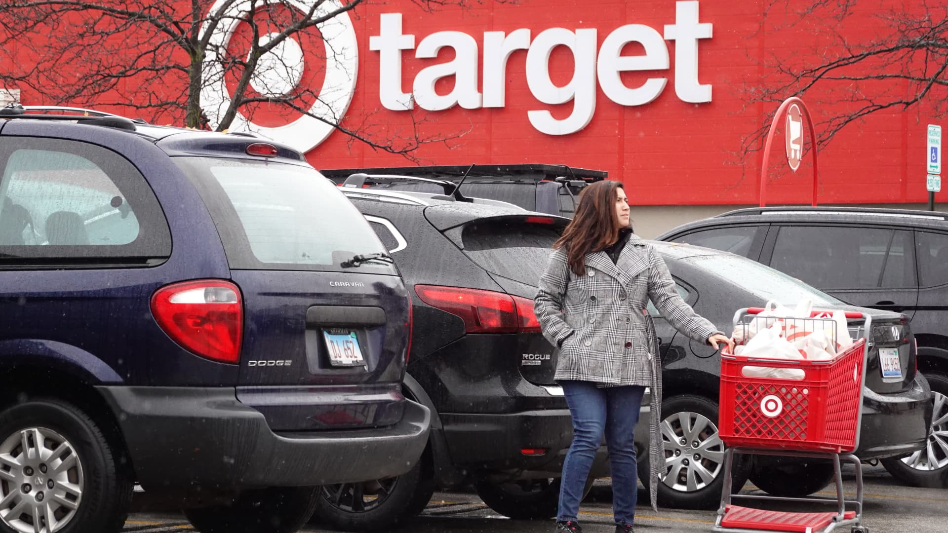 Target is set to report earnings before the bell. Here's what to expect