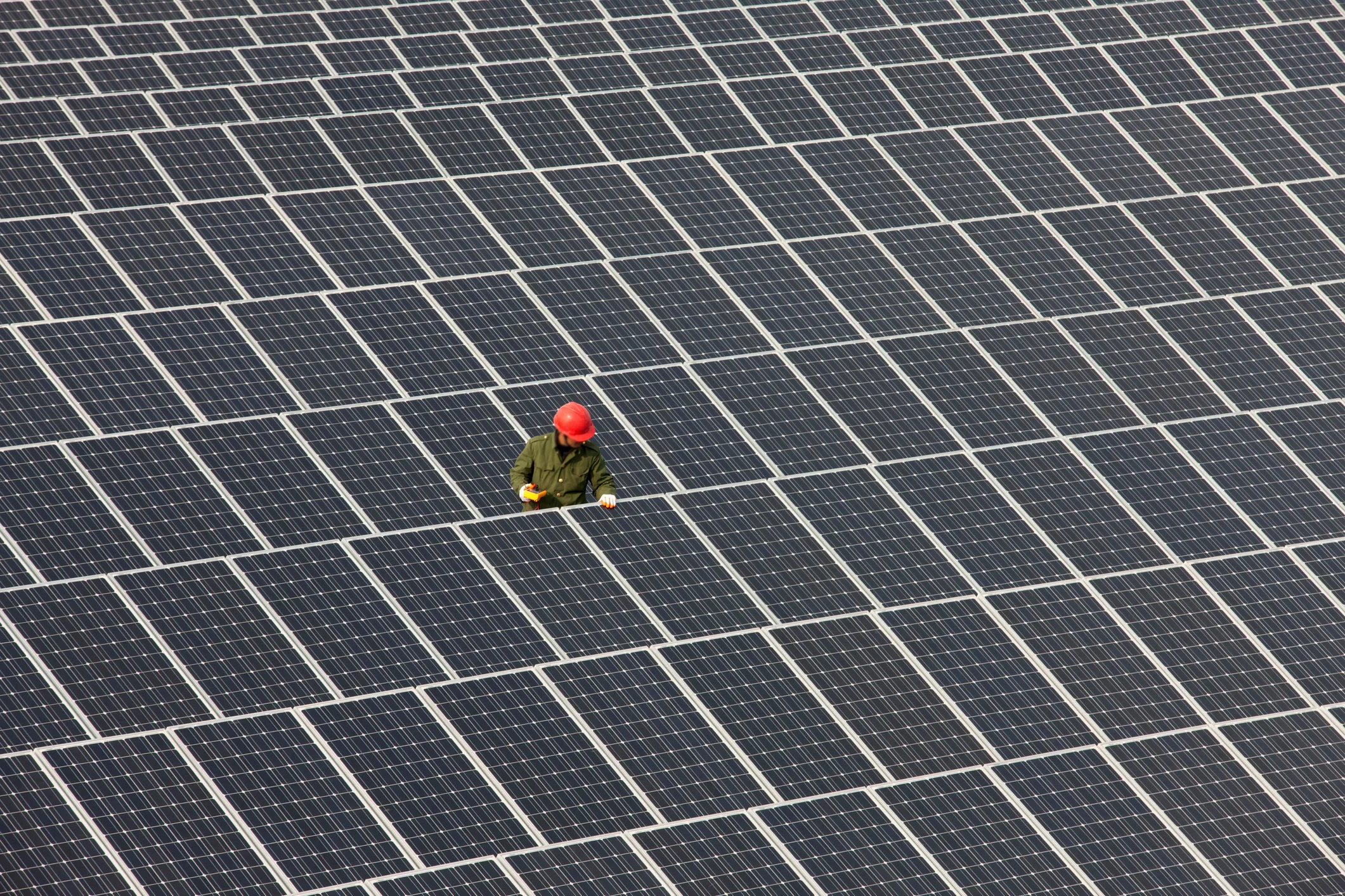 Tesla wants to build a $10B solar factory in Texas
