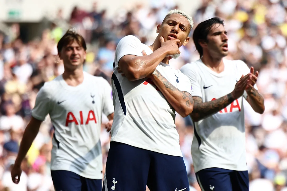 The Hoddle of Coffee: Tottenham Hotspur News and Links for Monday, August 17