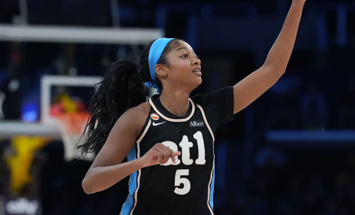 ‘The Pistol Pete of Rebounds’: Angel Reese sparks reactions with record-breaking game