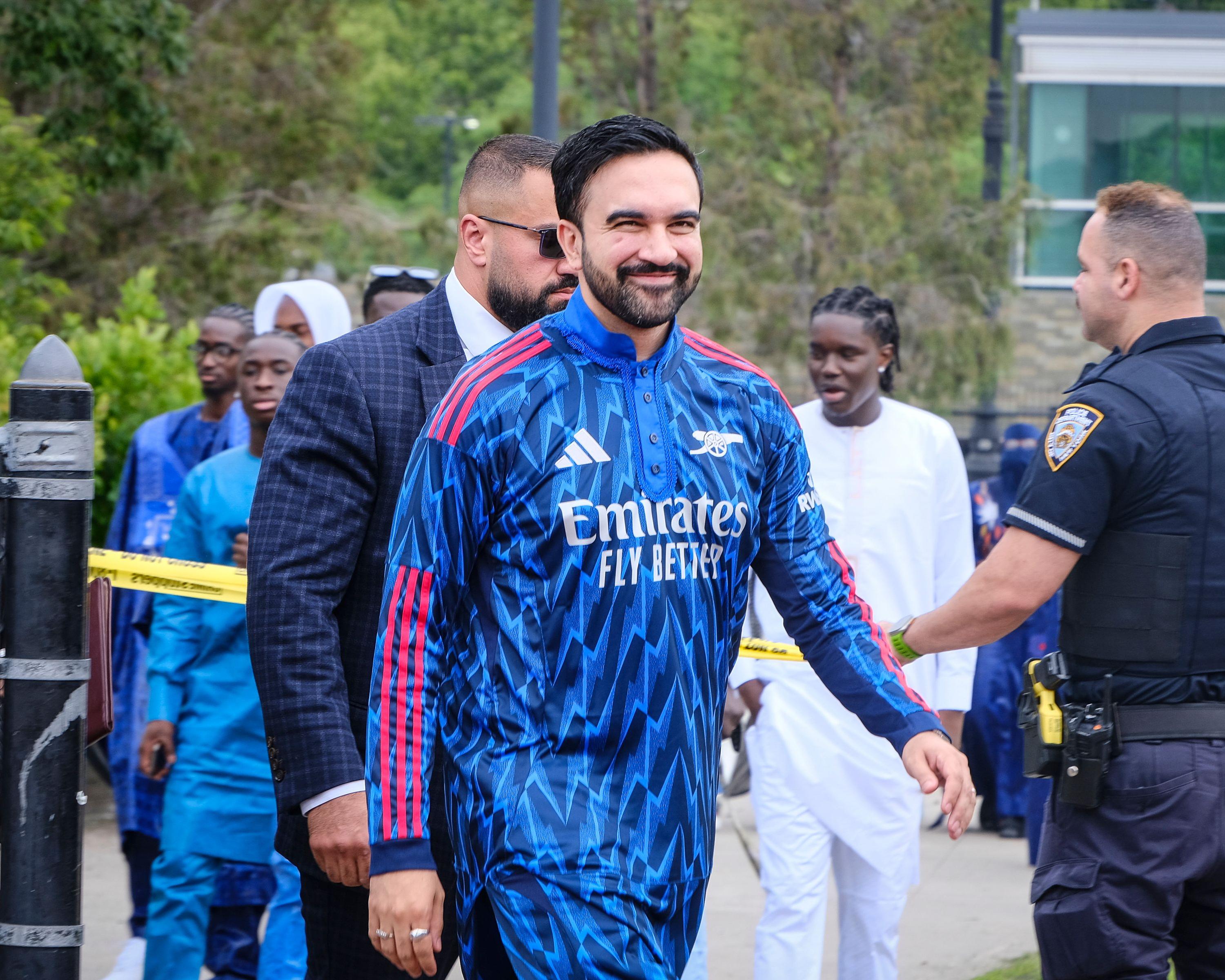 Mamdani made a play for fashion’s premier league in his custom-made Arsenal kurta