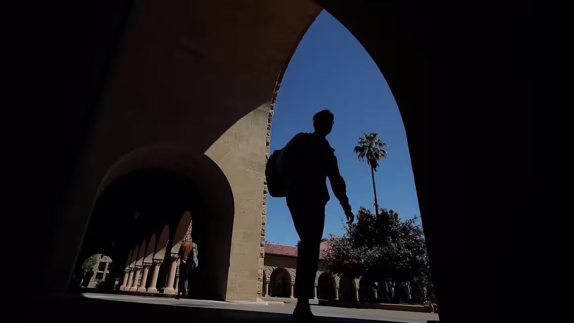 Top US law firms hit by backlash over ‘crazy’ hiring of first-year students