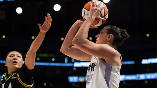 TST Images: Valkyries defeat Sparks, 84-78, at Crypto Arena
