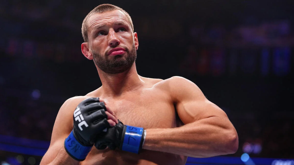 
                        UFC Fight Night Sacramento: Reinier de Ridder sees fast track to title at 205 pounds, teases Paulo Costa bout
                    