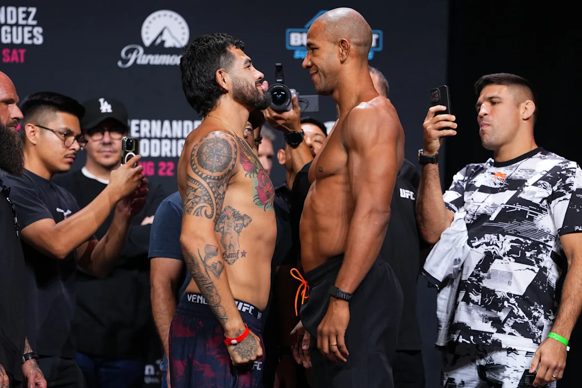 UFC Sacramento live results: Anthony Hernandez vs. Gregory Rodrigues updates, round-by-round scoring and highlights