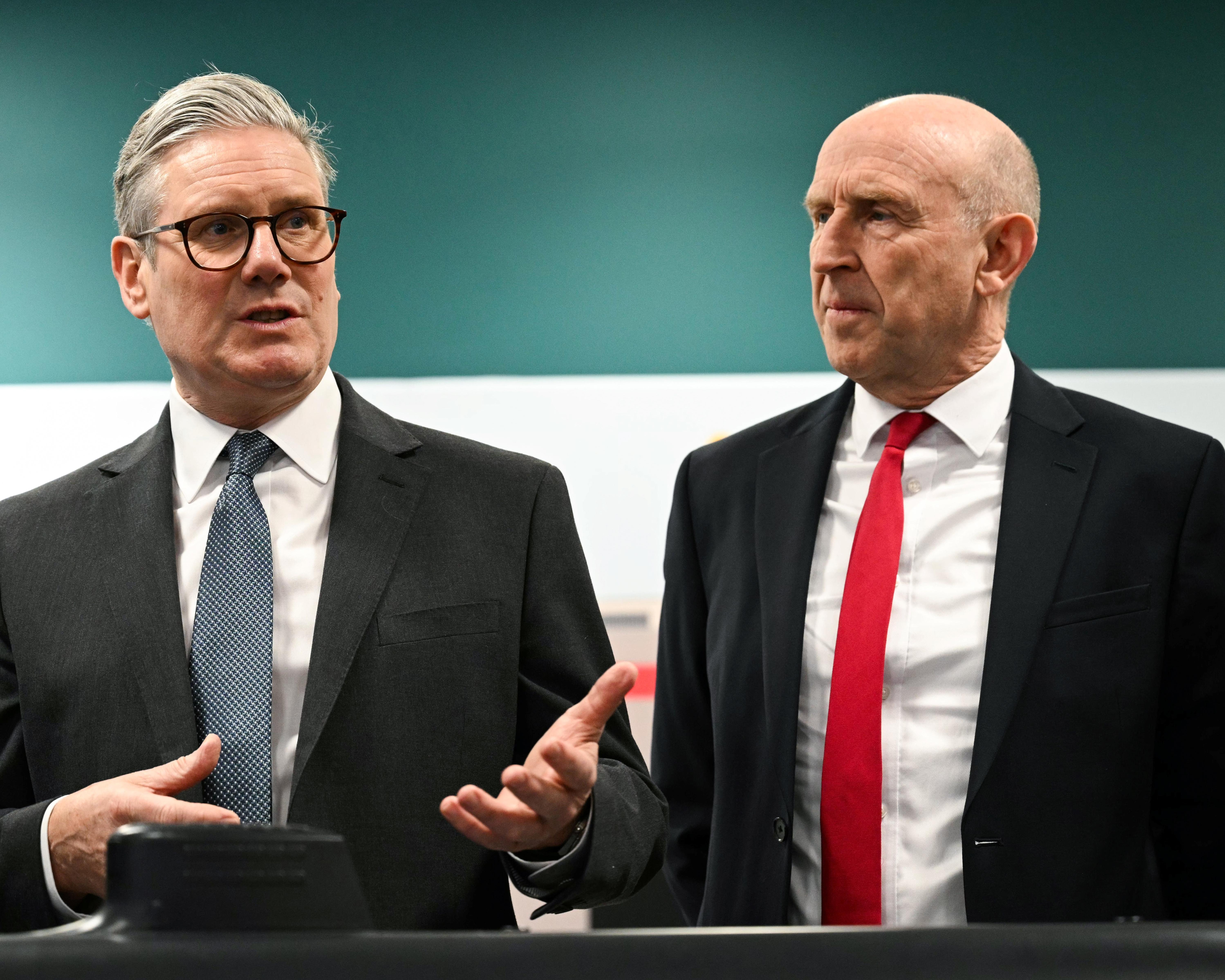 Defence secretary quits with ‘blistering’ swipe at Starmer - The Latest
