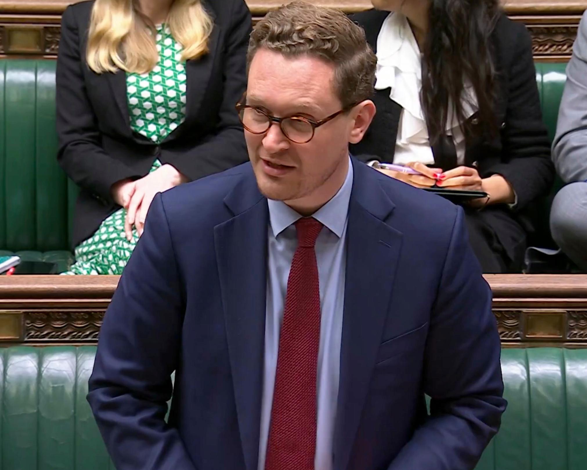 Senior civil servants to get bonuses for first time to reward ‘doers, not talkers’