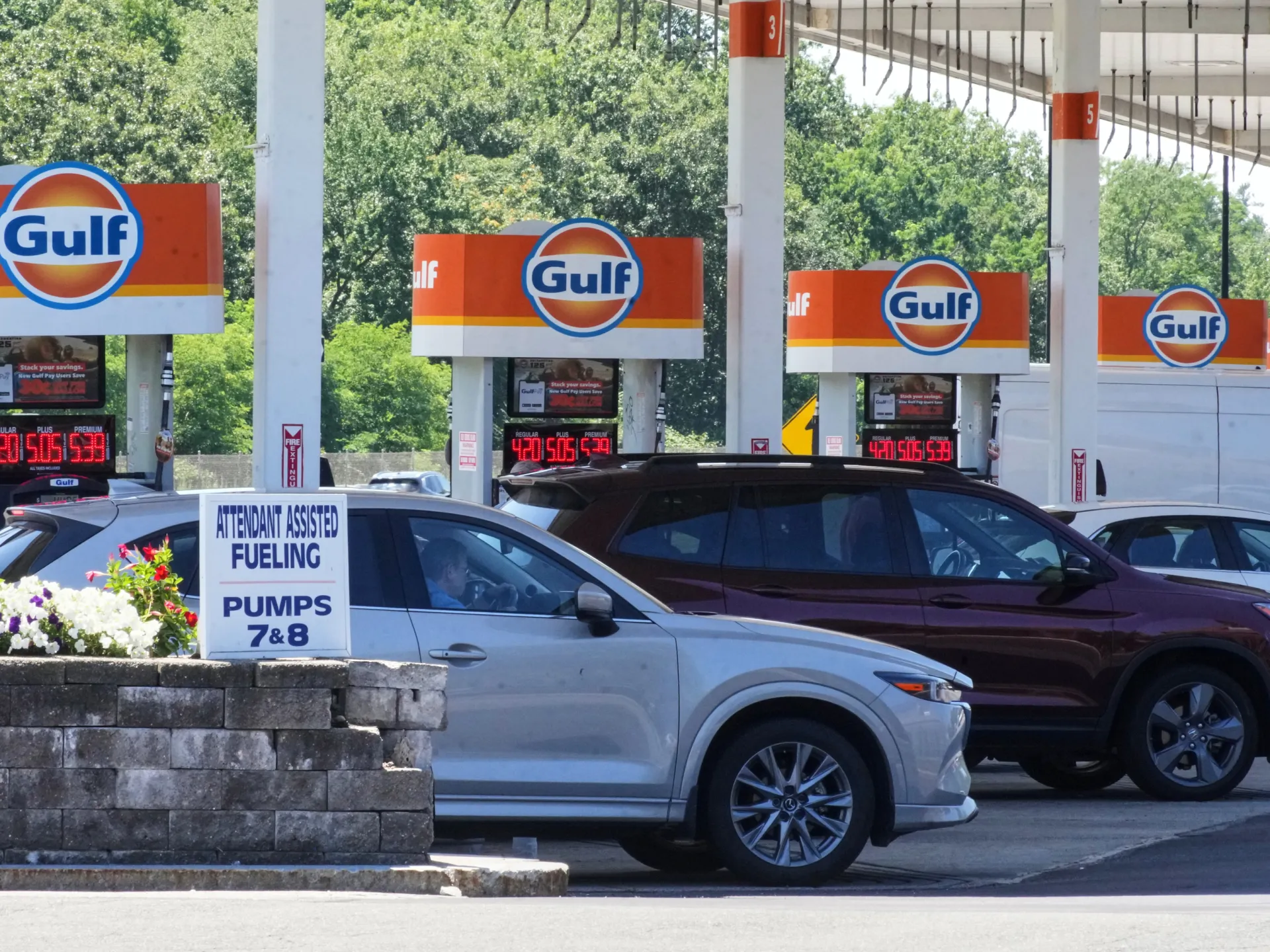 US consumer inflation slows in July as energy prices briefly retreat