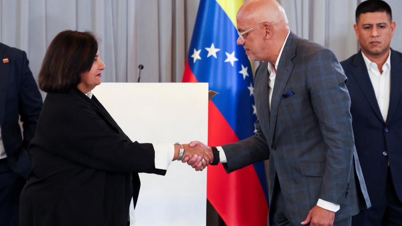 Venezuela talks end with agreement on judicial reform and frozen funds
