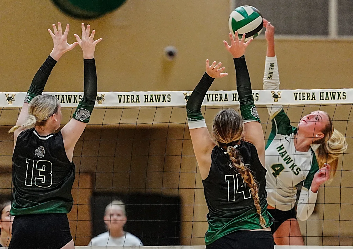 Viera volleyball makes early-season statement with sweep of Melbourne