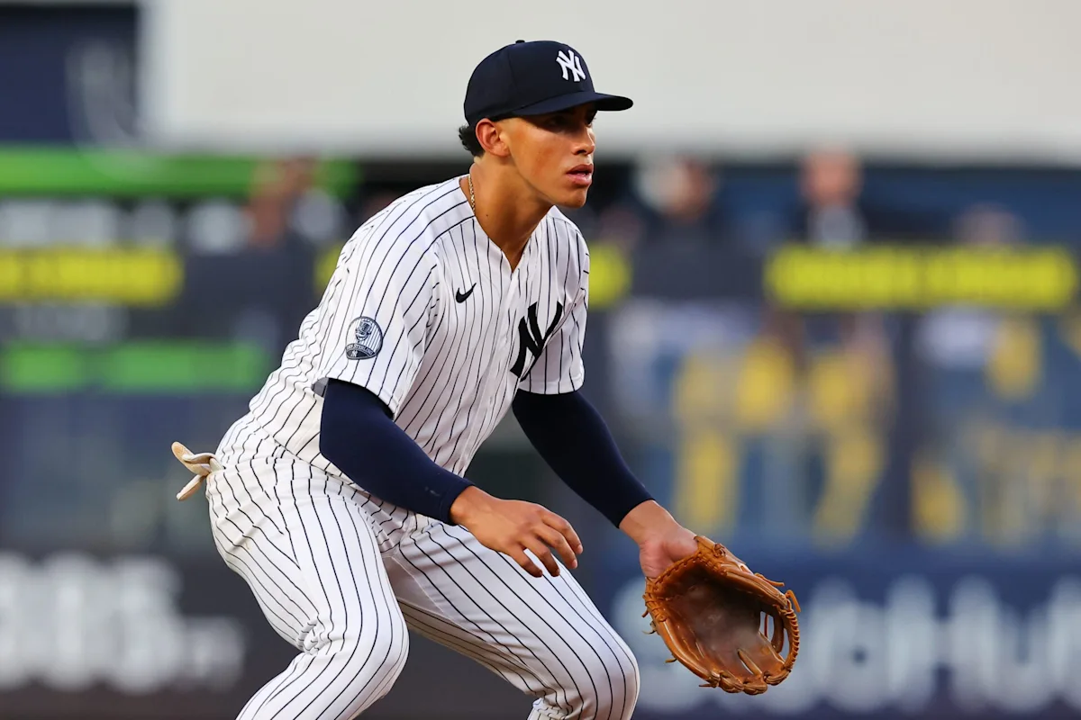Yankees fans are saying the same thing about George Lombard Jr. after ‘awful’ error in Astros win