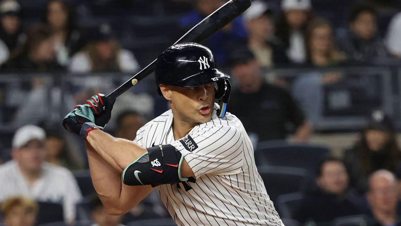 Yanks' Stanton suffers setback, return in jeopardy