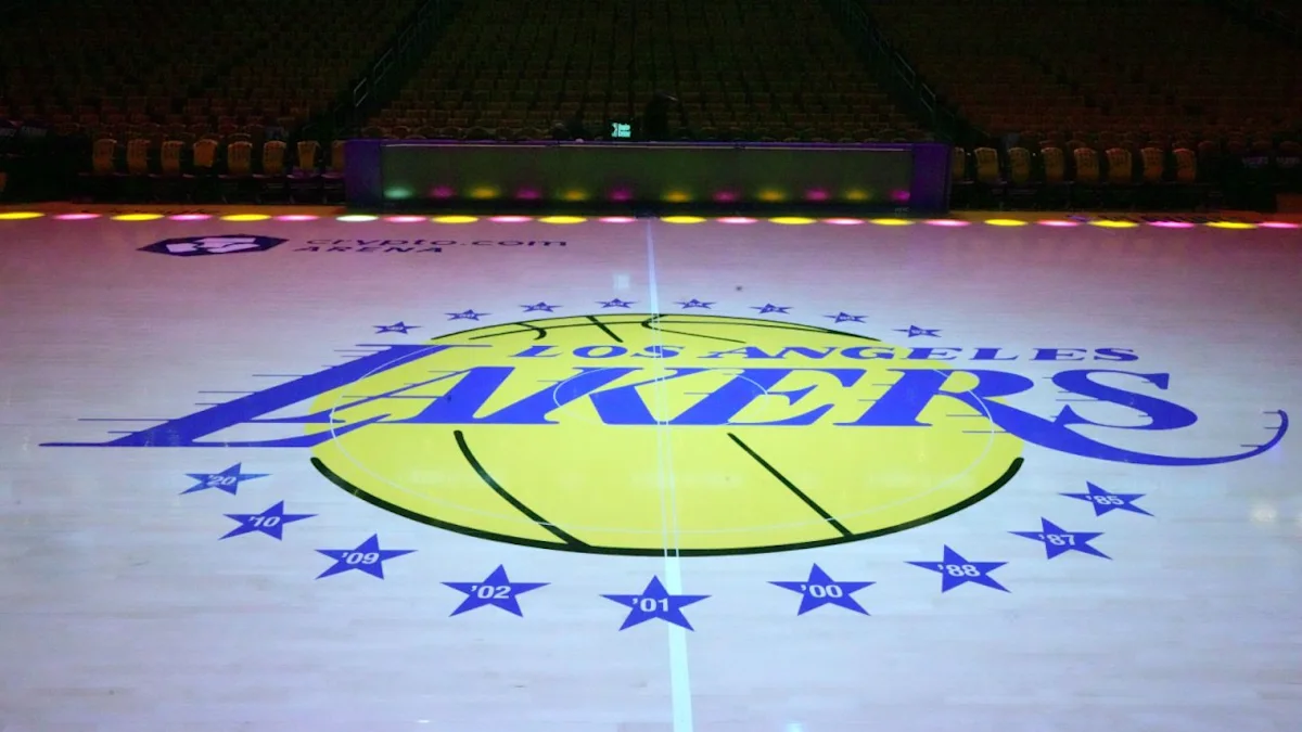 4 Lakers on hottest trade candidate seats entering 2026-27 NBA training camp