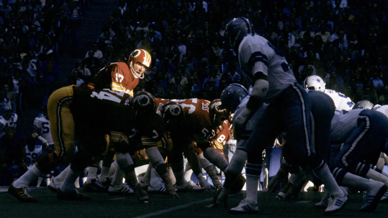 
					Commanders vs. Cowboys: 5 Things To Know About This Historic NFC East Rivalry
				