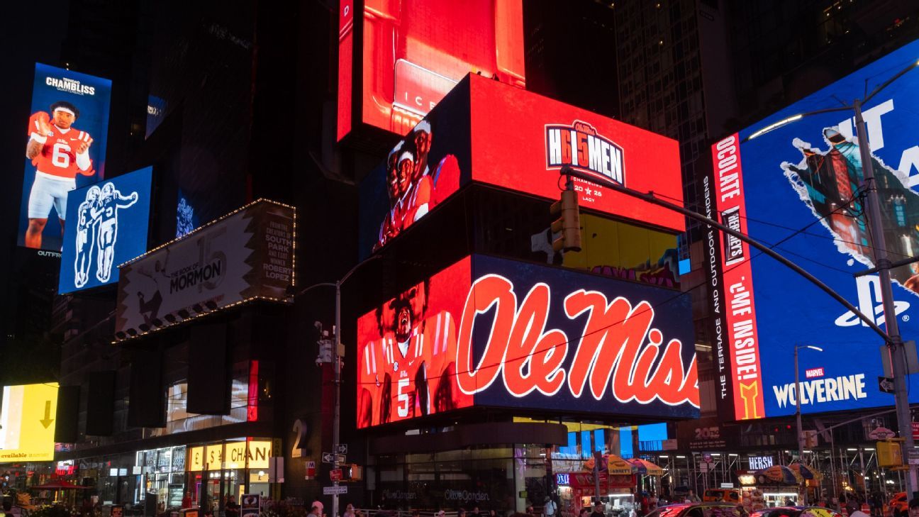 From Times Square to the Sphere: The new versions of Heisman campaigns
