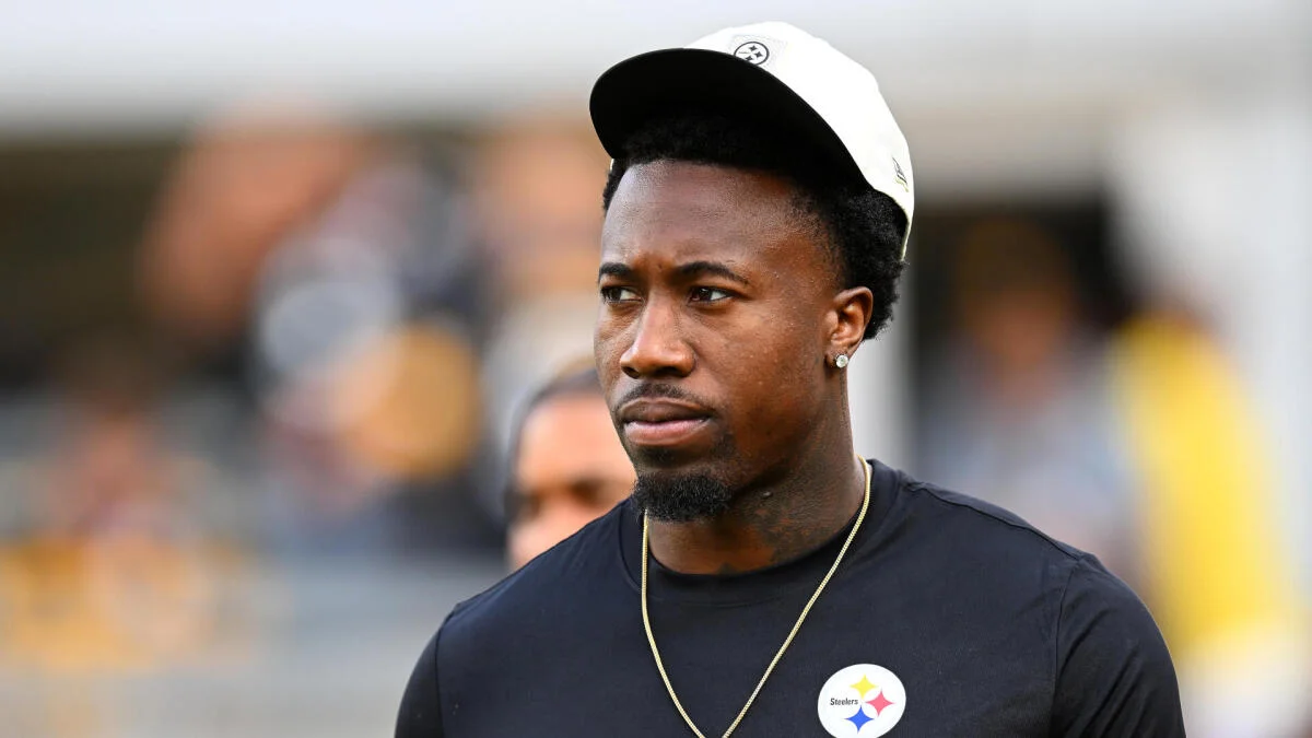 
                        Joey Porter Jr. best trade fits: Why Cowboys make sense, two NFC North teams could be in line to make offer
                    