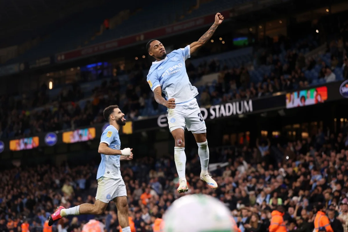 The first glimpse of a Brazilian winger for Manchester City was full of promise