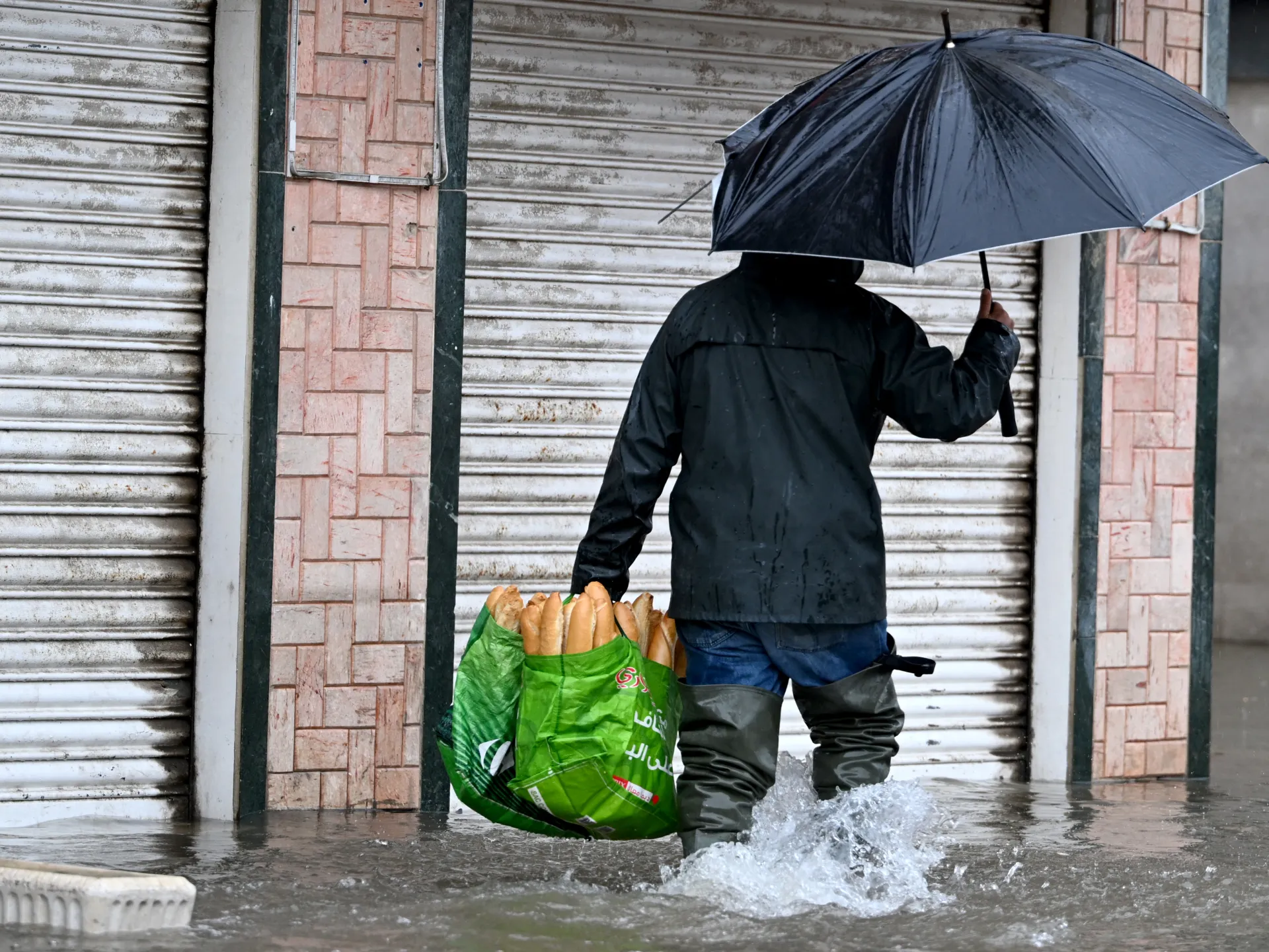 Tunisia floods disrupt capital as heavy rain traps motorists and residents