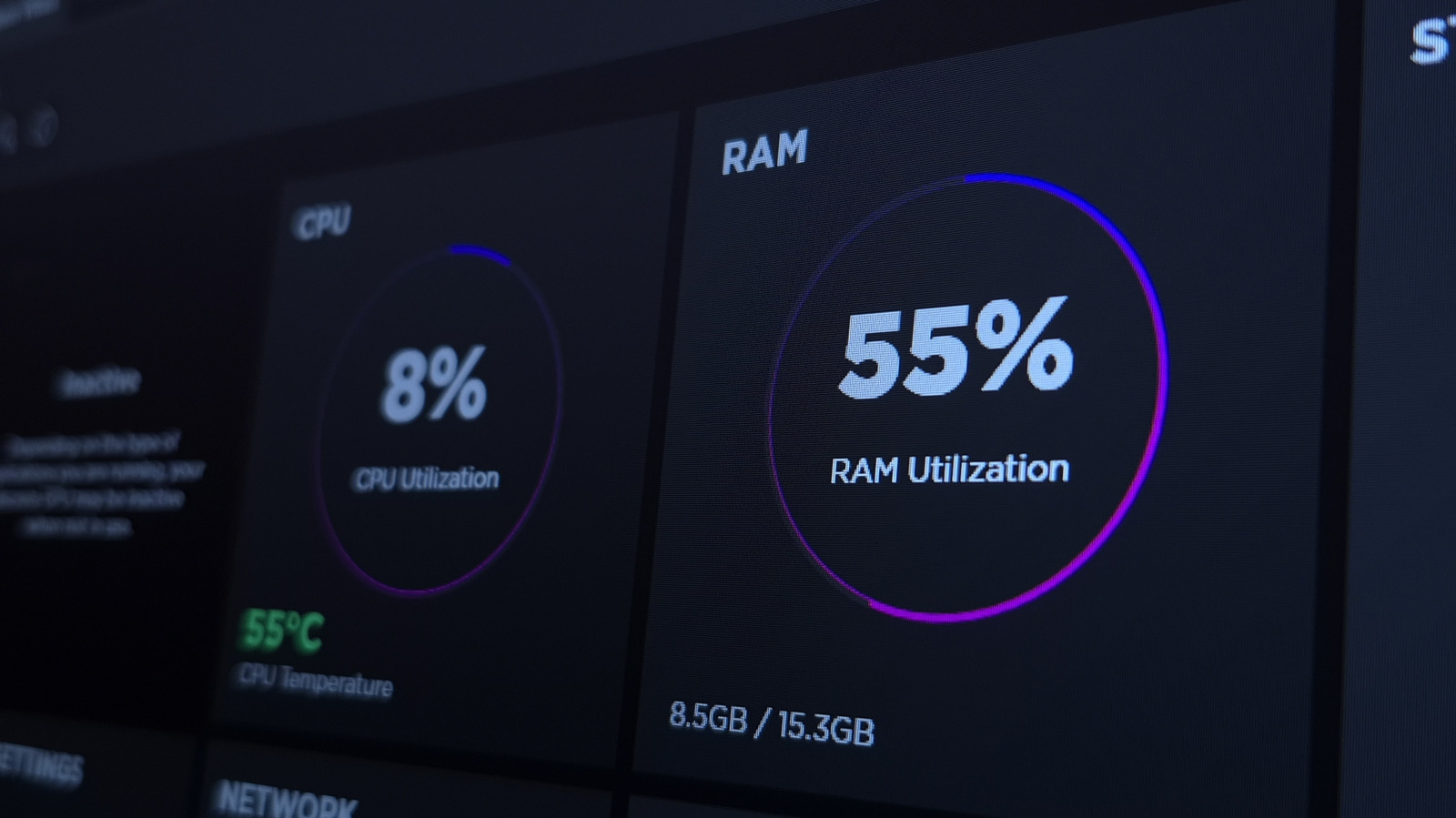 Close-up of a dark computer dashboard showing RAM at 55% and CPU utilization at 8%.